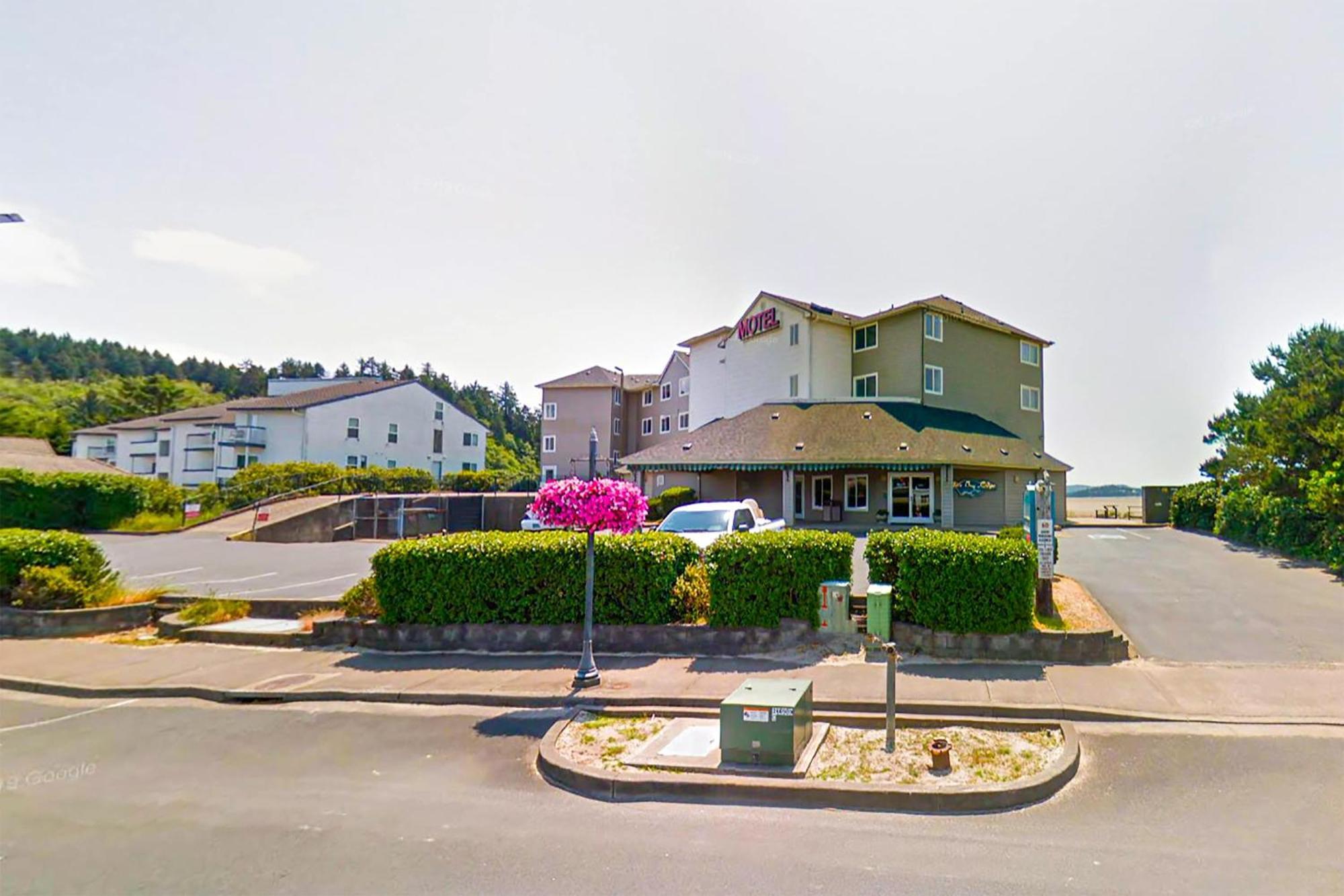 Siletz Bay Beachfront Hotel By Oyo Lincoln City Eksteriør bilde