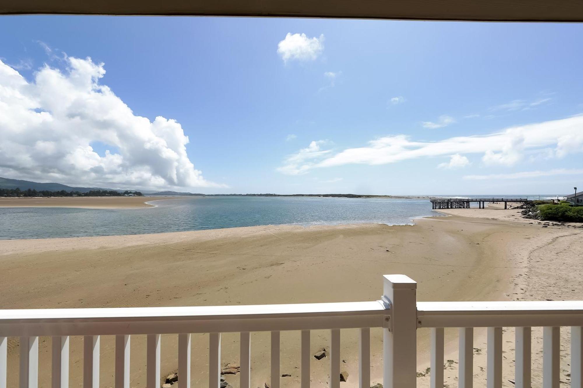 Siletz Bay Beachfront Hotel By Oyo Lincoln City Eksteriør bilde